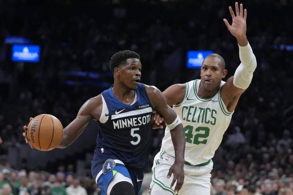 男篮的内线 男篮的内线