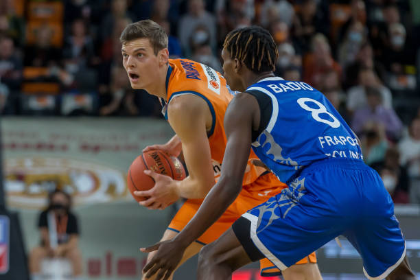 也是团队备 也是团队备