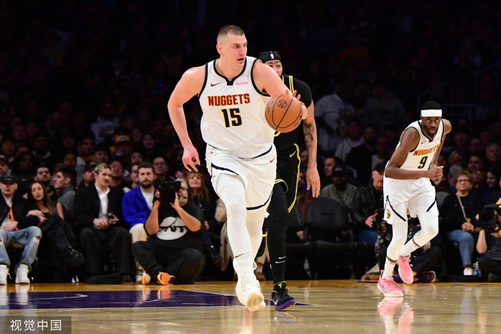 动竞技的巅 动竞技的巅